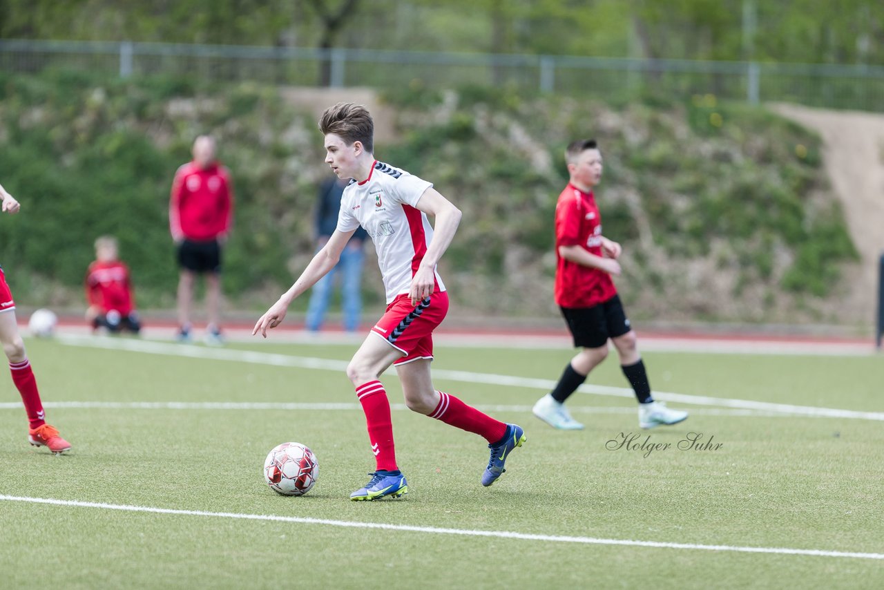 Bild 112 - mCJ Walddoerfer 2 - Farmsen 2 : Ergebnis: 3:1